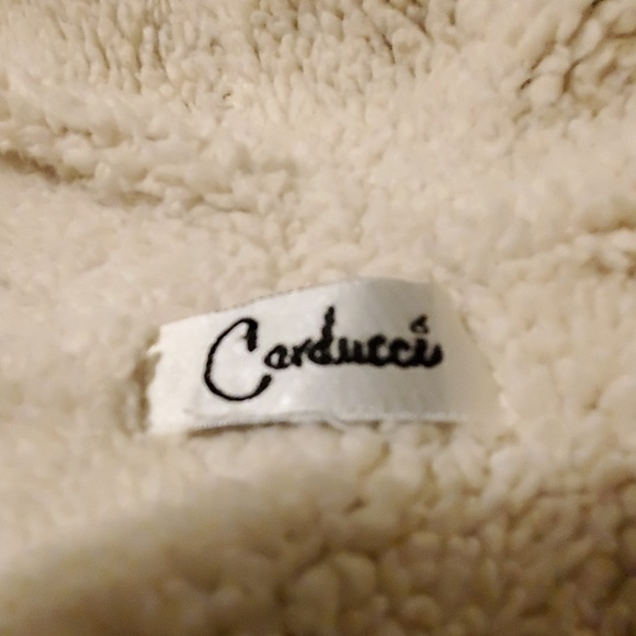 CARDUCCI sweater vest.             #392 - Picture 6 of 6